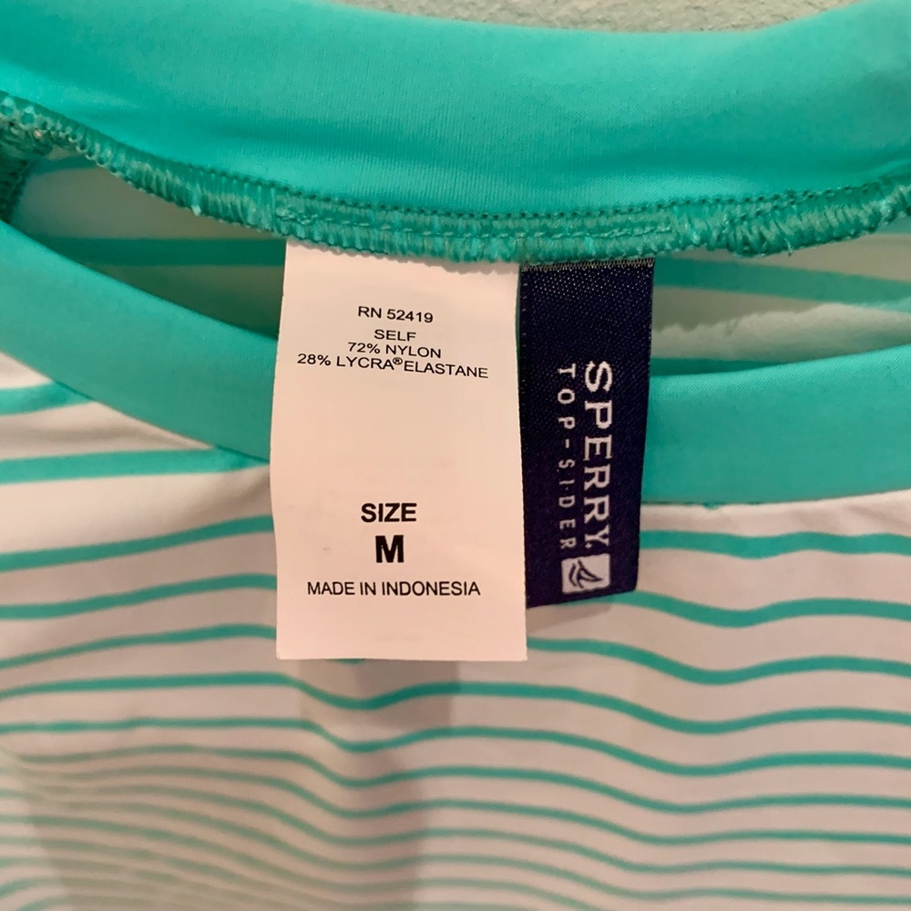 Sperry Rashguard - Picture 4 of 4
